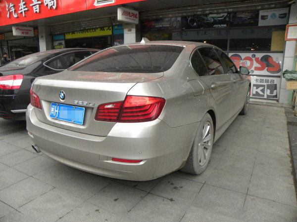 24宝马525Li.jpg