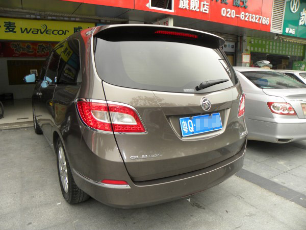 21别克GL8.jpg